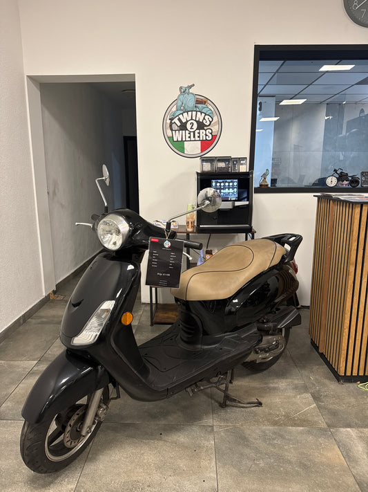 Sym Fiddle 2 Black edition ( Klasse A ) Akrapovic