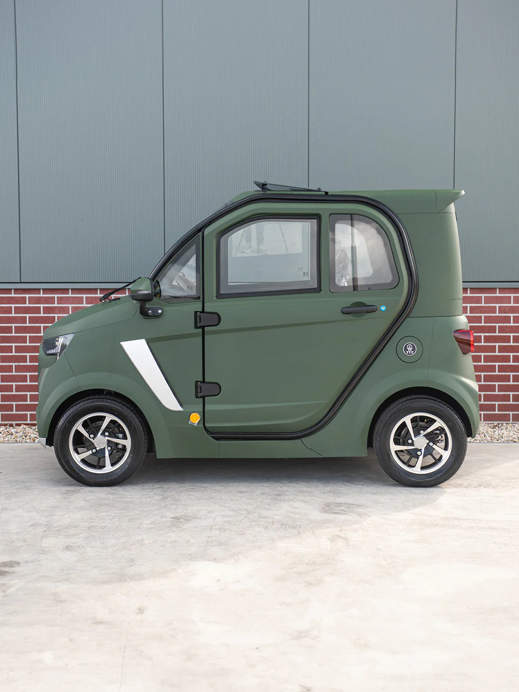 TTZ Electric CityCar (Klasse B) Zwart